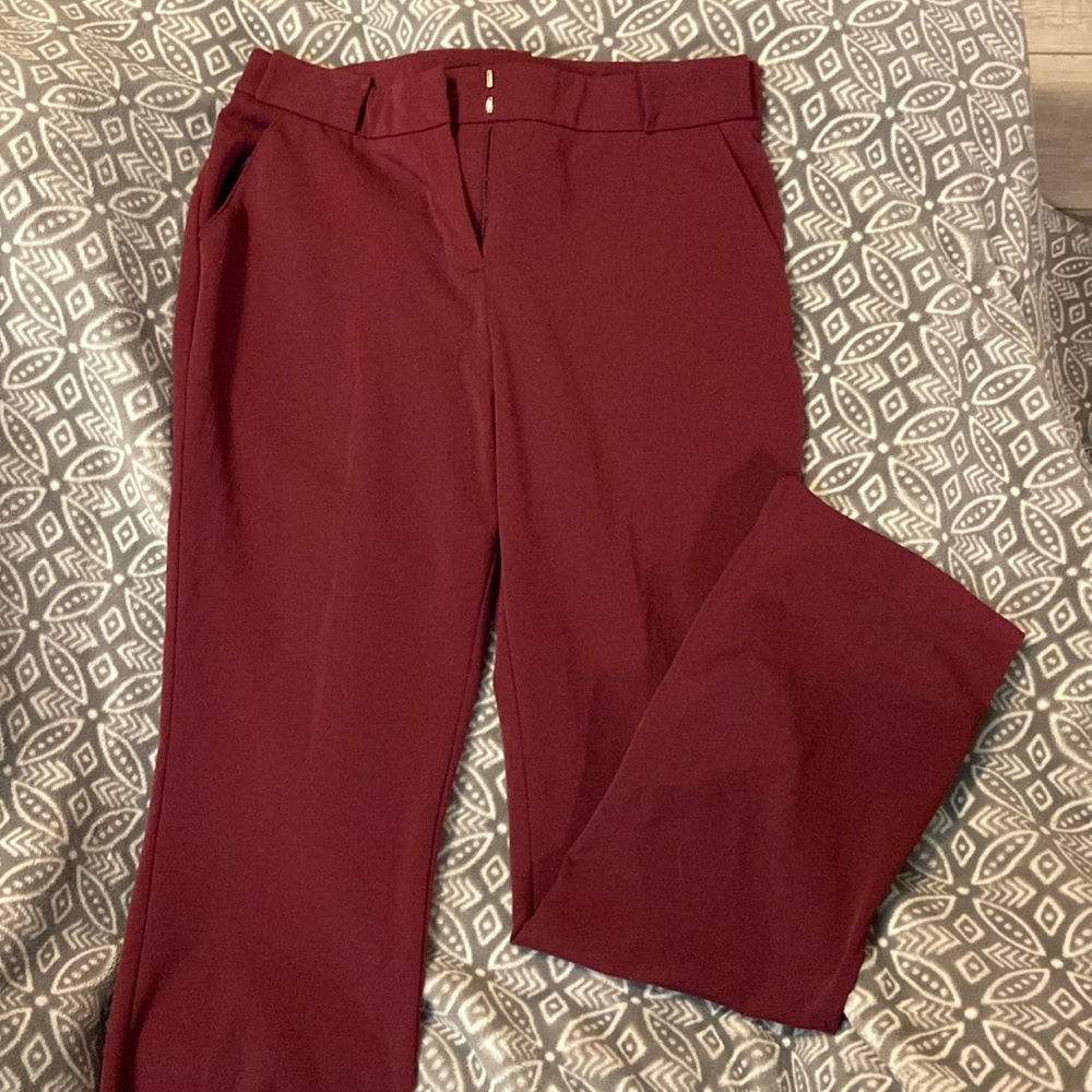 9/10R Maurice’s Red Dress Pants